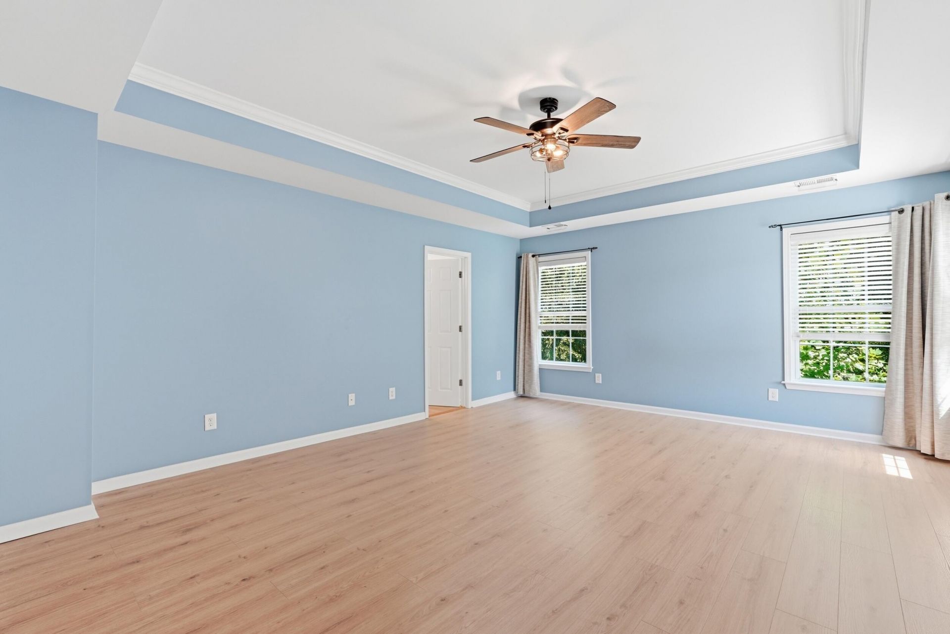 502 Fellers Court Photo 16