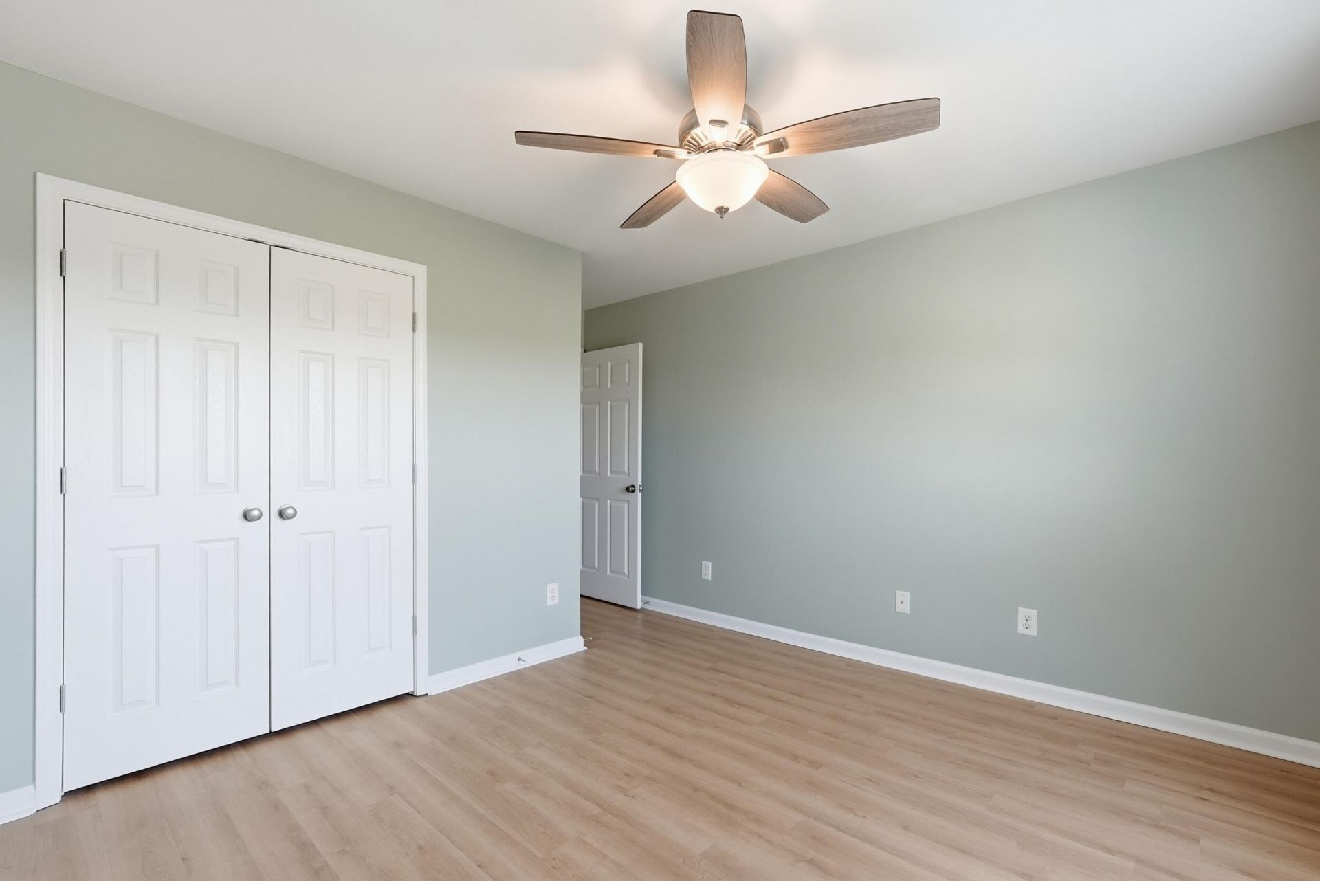 502 Fellers Court Photo 26