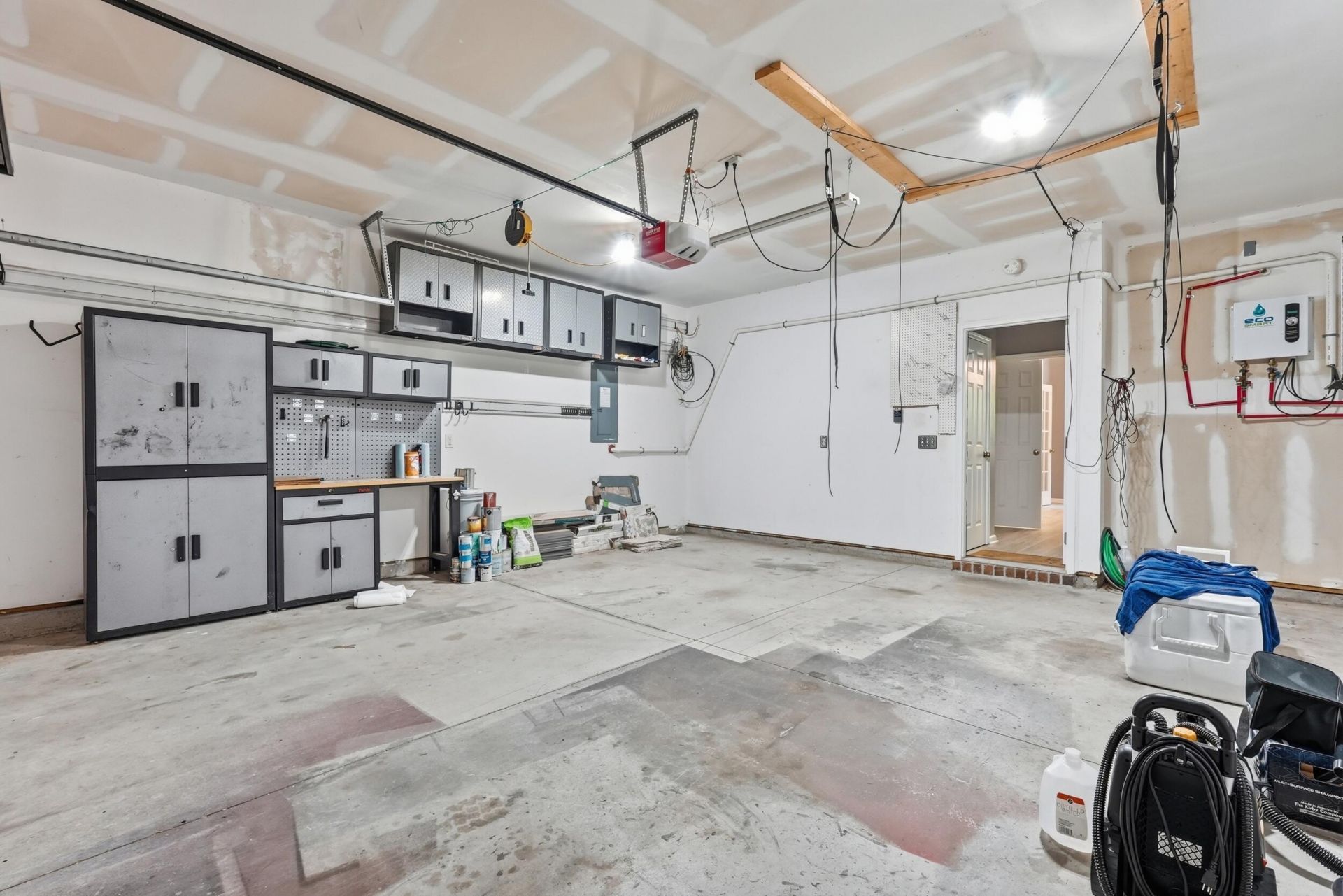 502 Fellers Court Photo 32