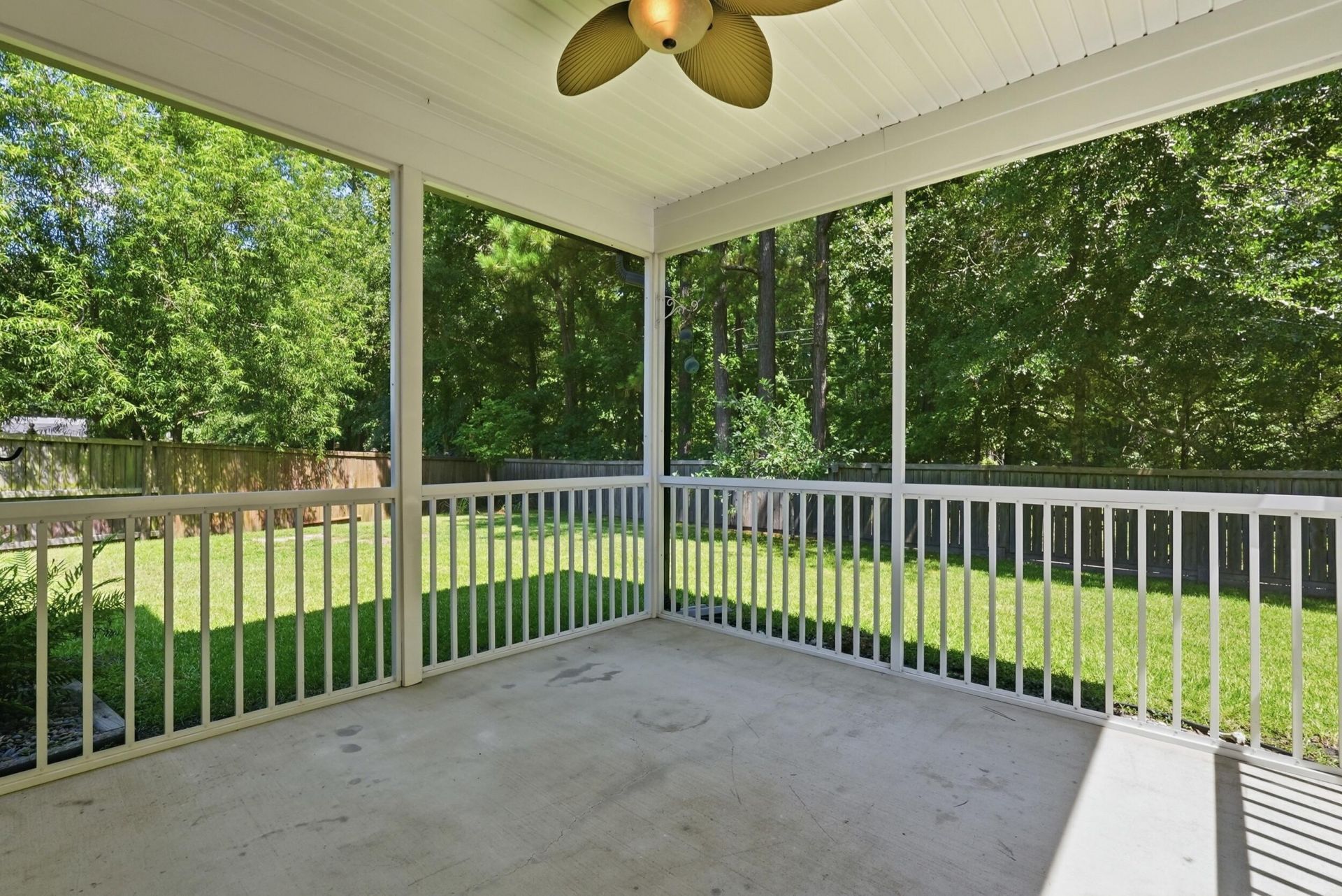 502 Fellers Court Photo 33