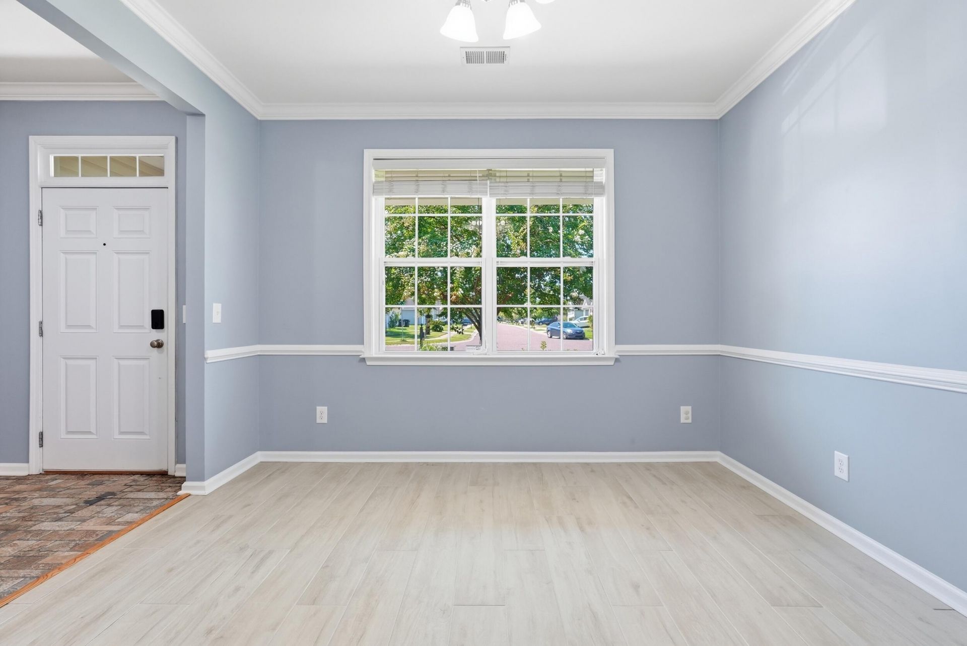 502 Fellers Court Photo 4
