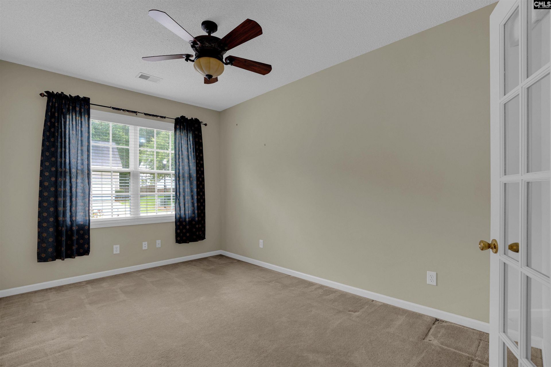 425 Keowee Drive  Photo 12