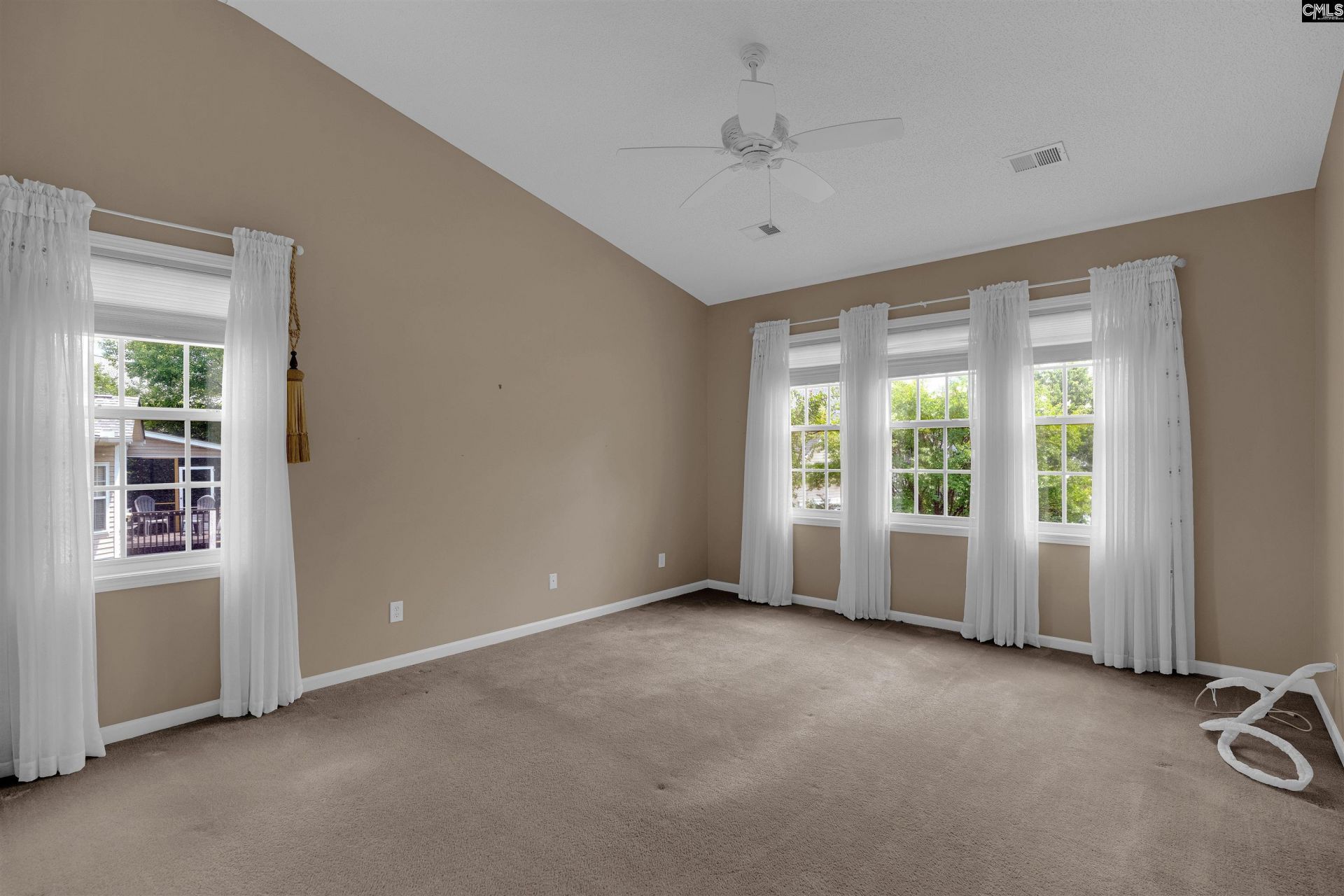 425 Keowee Drive  Photo 13