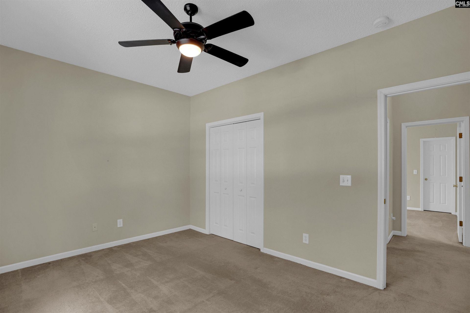 425 Keowee Drive  Photo 16