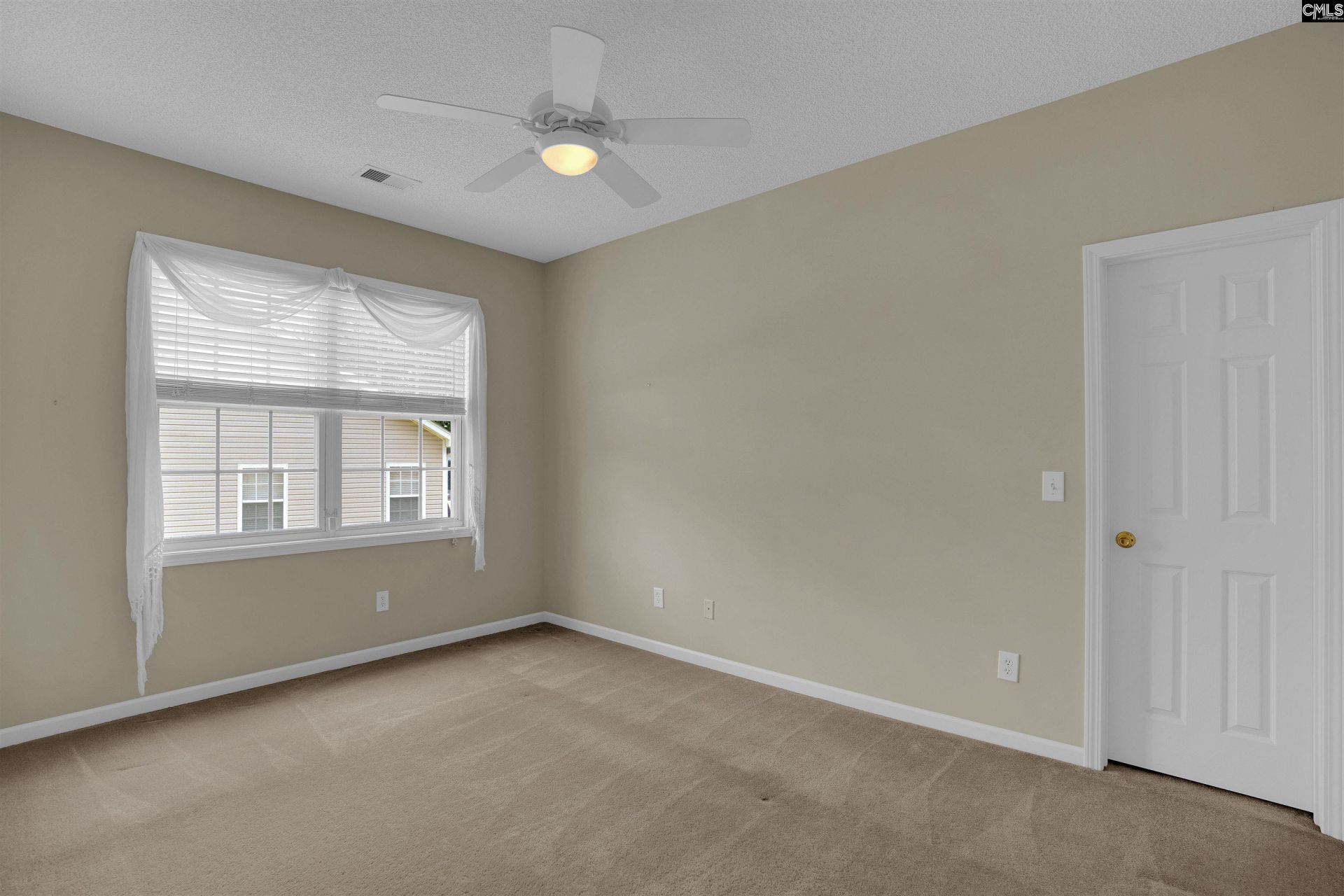 425 Keowee Drive  Photo 17