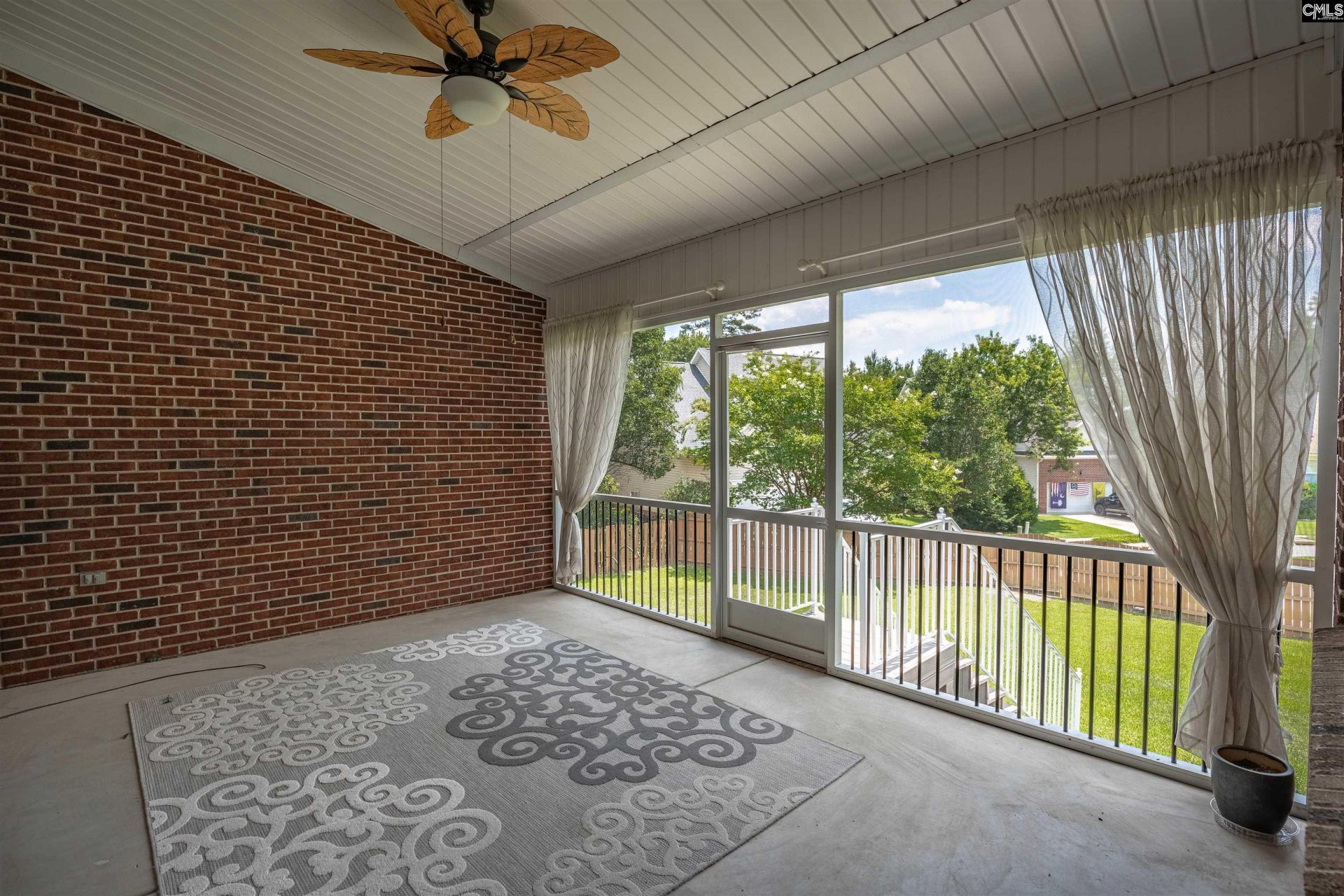 425 Keowee Drive  Photo 19