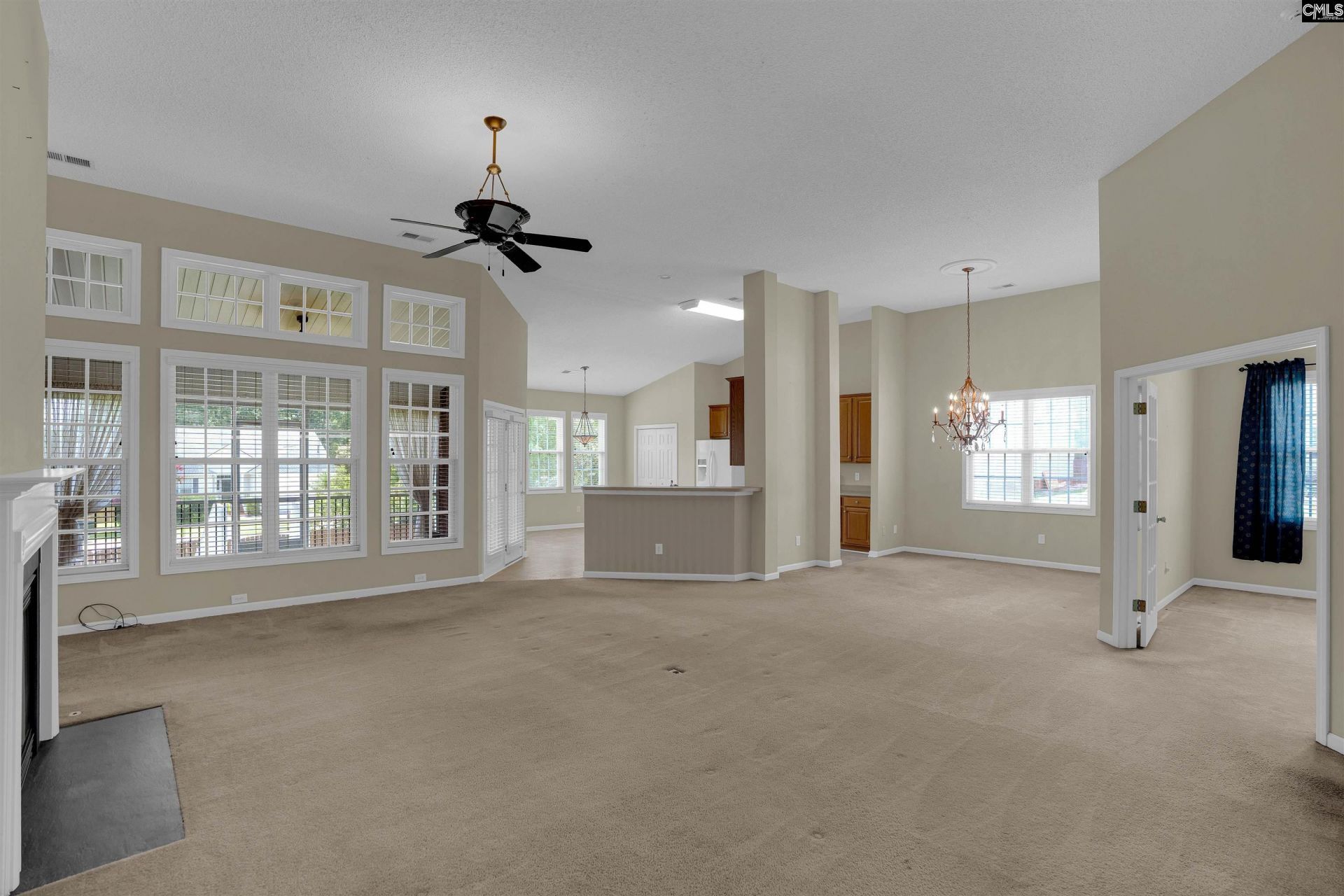 425 Keowee Drive  Photo 4