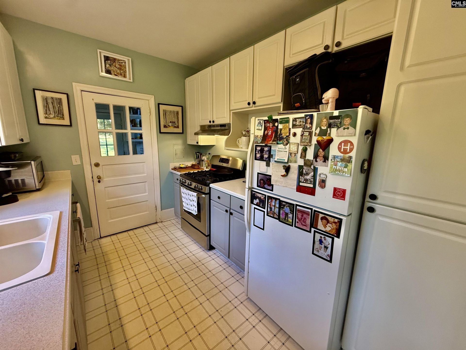 822 Poinsettia Street  Photo 12