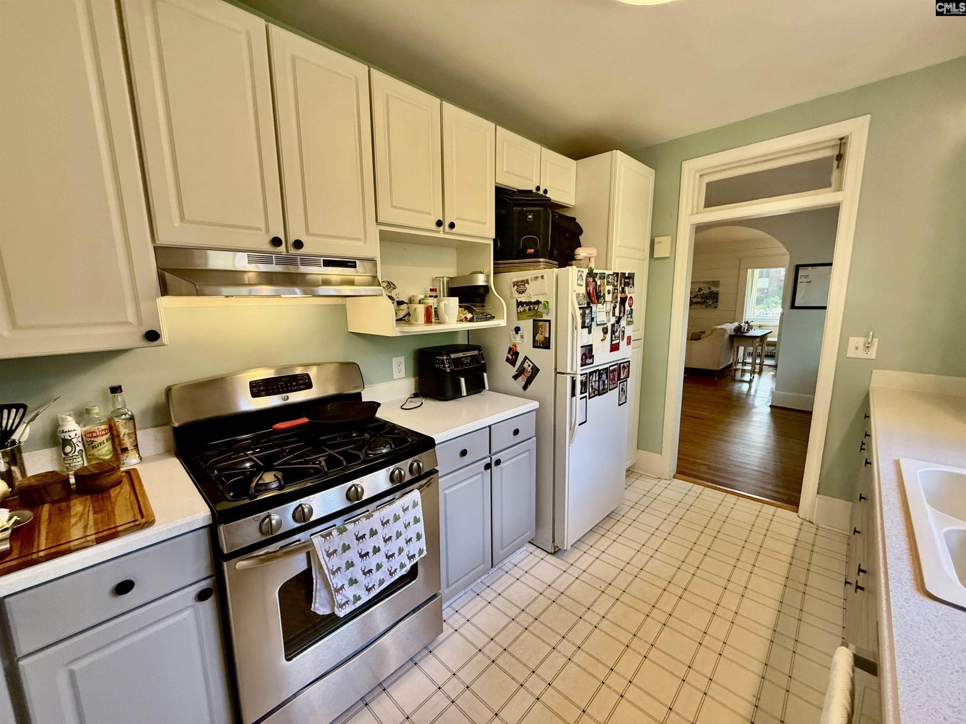822 Poinsettia Street  Photo 13