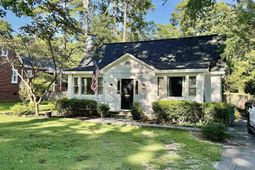 822 Poinsettia Street  photo 4