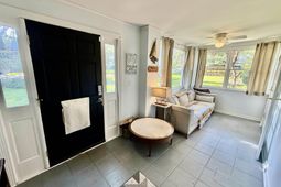 822 Poinsettia Street  photo 4