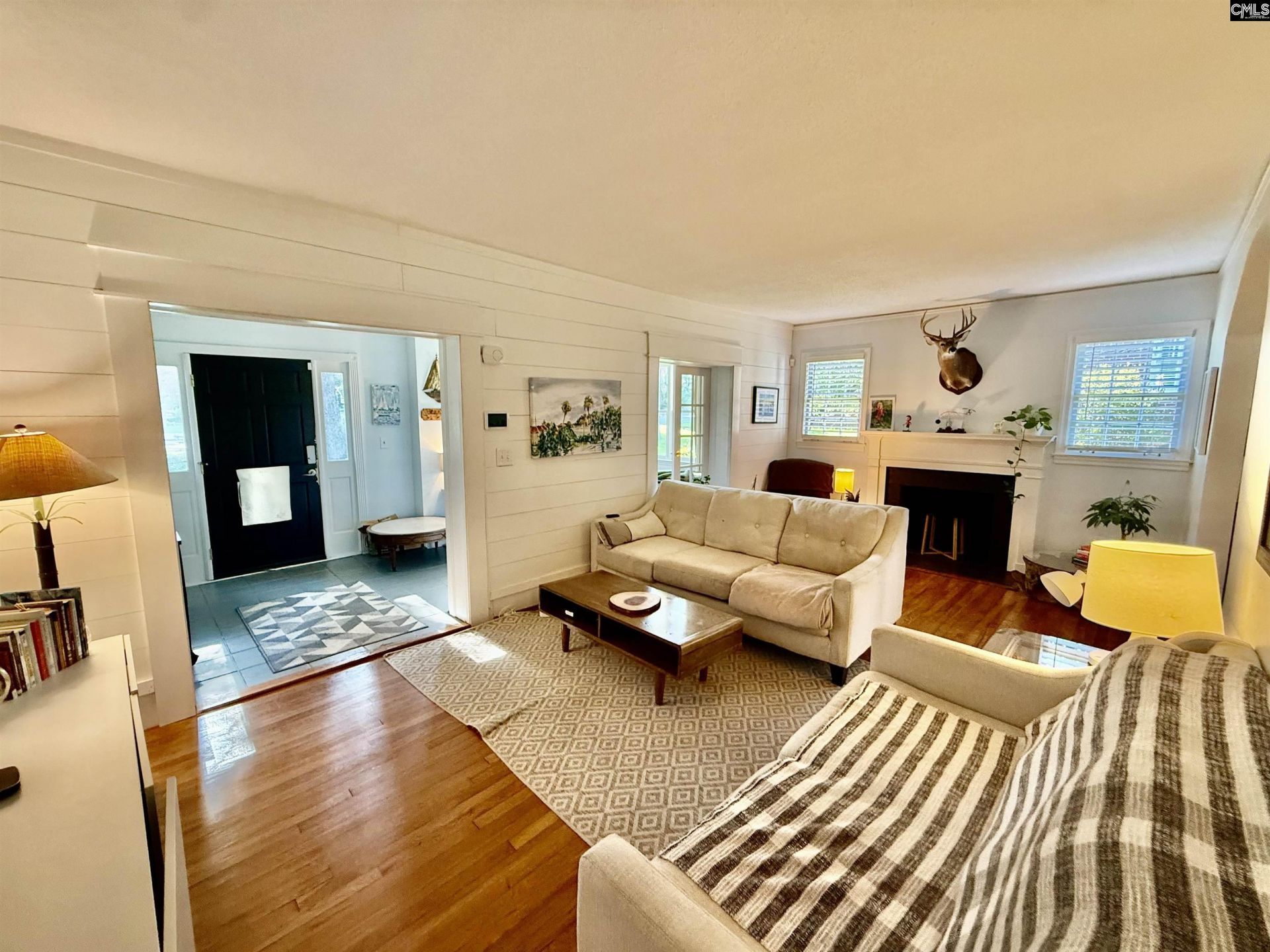 822 Poinsettia Street  Photo 7