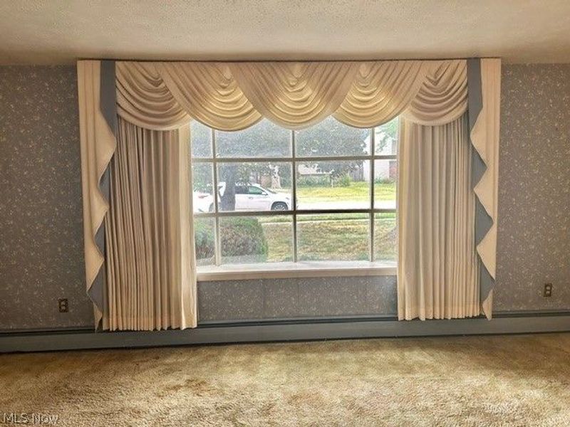 365 Wallace Drive, Berea, OH 44017 Photo 3