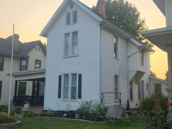 414 E Temple Street , Washington Court House, OH 43160
