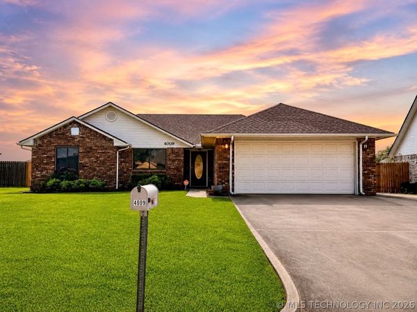 4009 Chaucer , Muskogee, OK 74403