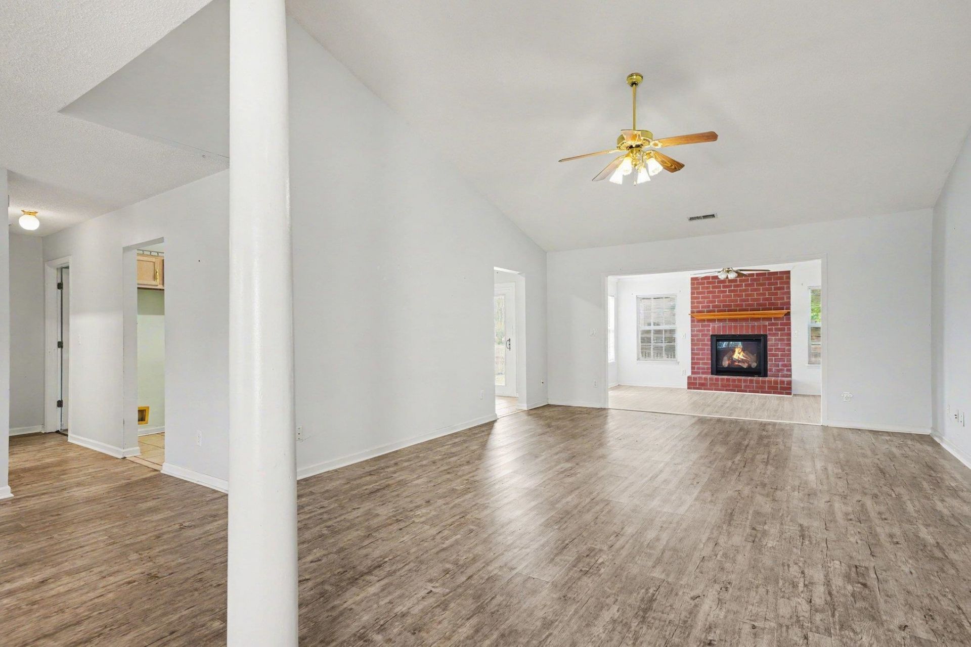 93 Black River Rd.  Photo 7