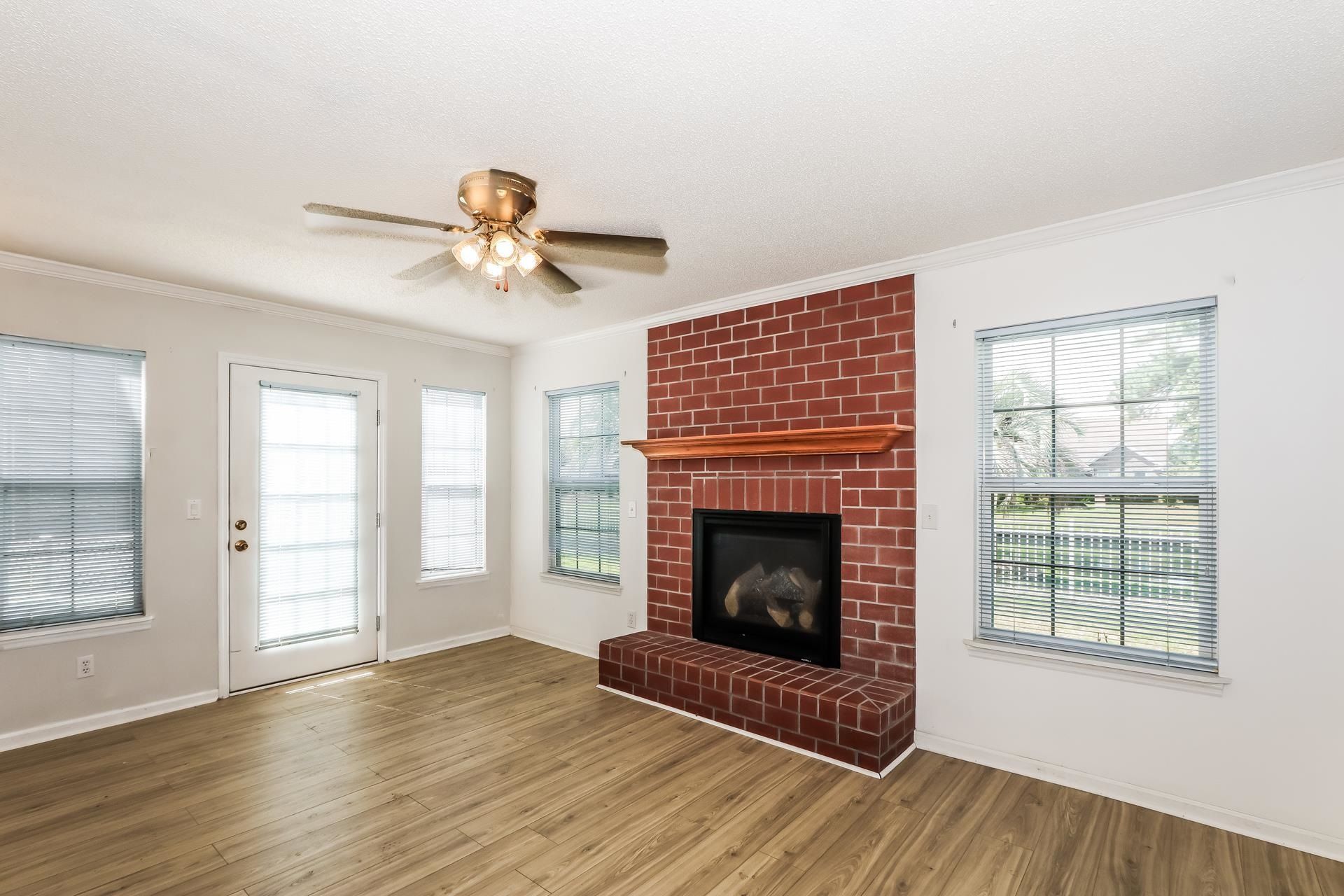 93 Black River Rd.  Photo 9