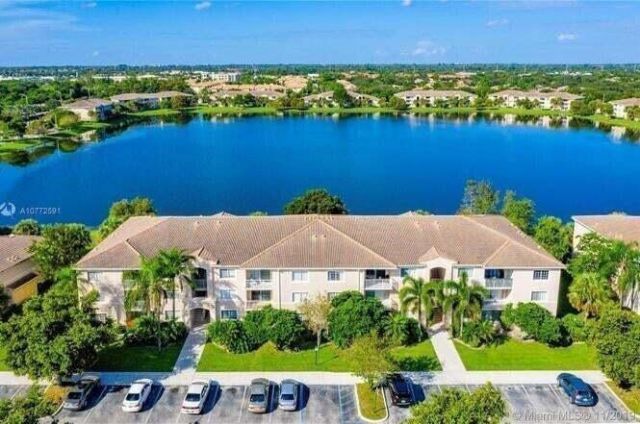5051 Wiles Road, Unit 207, Coconut Creek, FL 33073 Photo