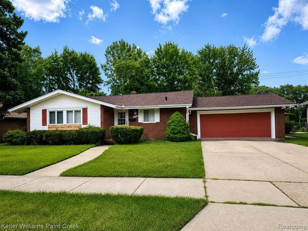 22914 Beaconsfield Avenue, Eastpointe, MI 48021