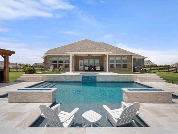 4550 Night Hawk Trail, Waxahachie, TX 75165