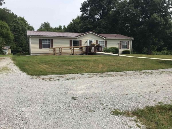 7242 W 200 S, Winamac, IN 46996