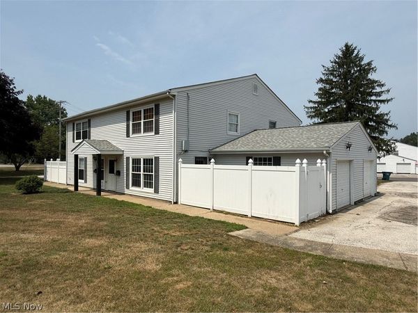3090 Princeton Street , Madison, OH 44057