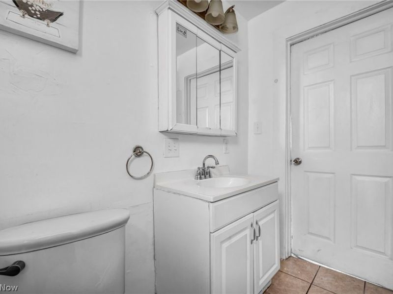 9301 Pierpont Avenue , Cleveland, OH 44108 Photo 15