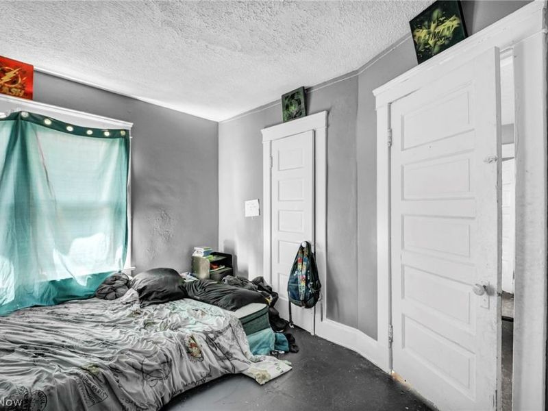 9301 Pierpont Avenue , Cleveland, OH 44108 Photo 22