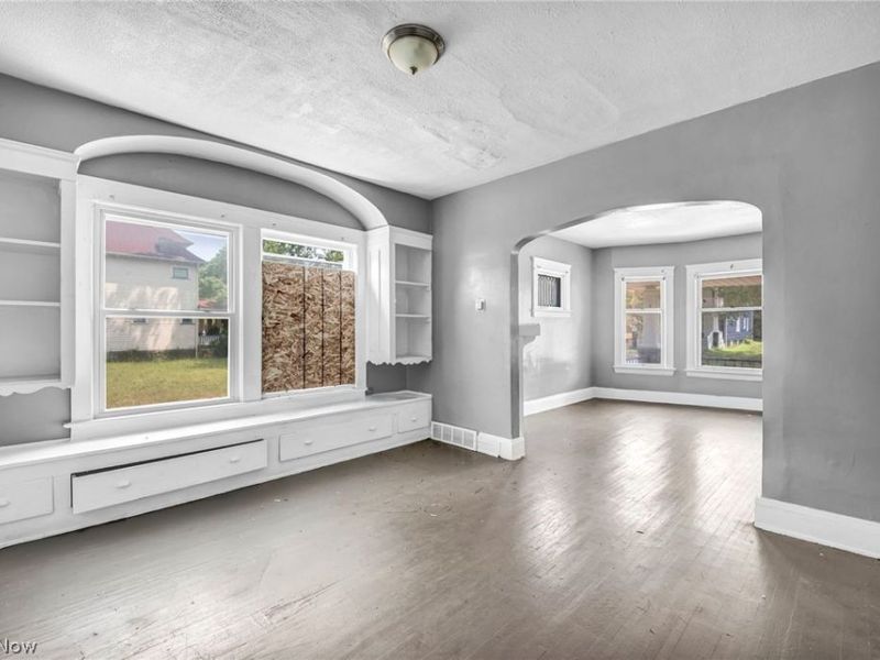 9301 Pierpont Avenue , Cleveland, OH 44108 Photo 27