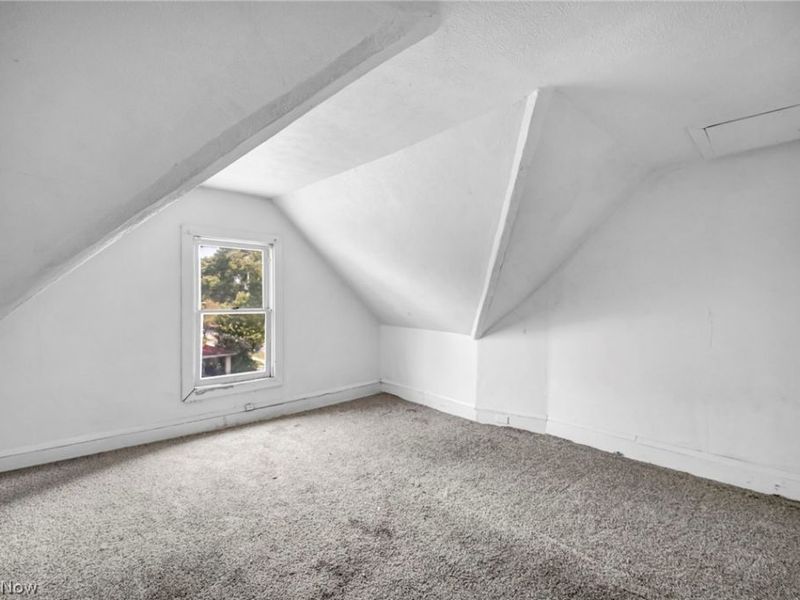 9301 Pierpont Avenue , Cleveland, OH 44108 Photo 37