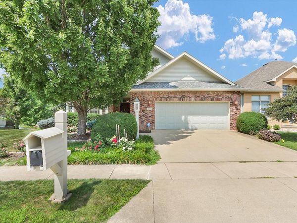 2505 Prairie Ridge Place , Champaign, IL 61822