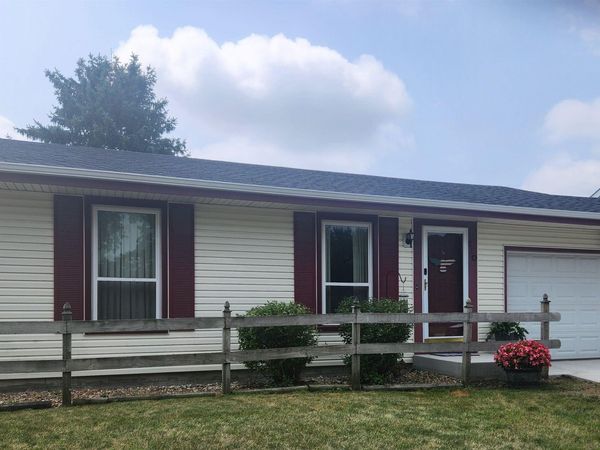 810 Crestview Drive, Webster City, IA 50595
