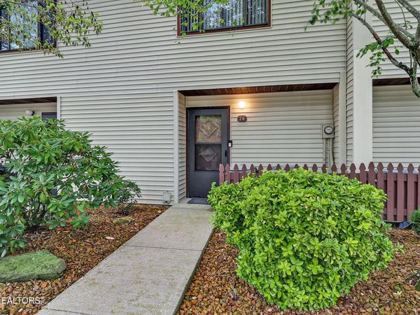 74 Wilshire Heights Drive, Crossville, TN 38558