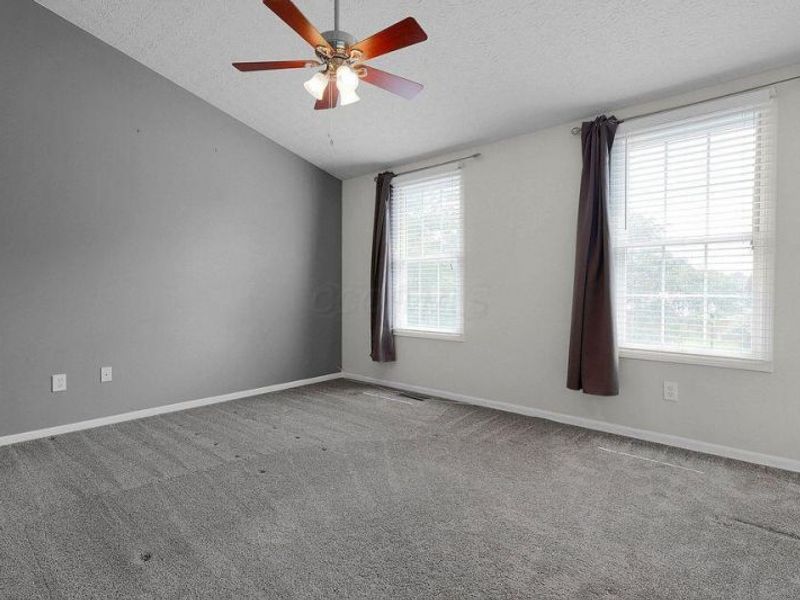 299 Iris Trail Drive , Galloway, OH 43119 Photo 14