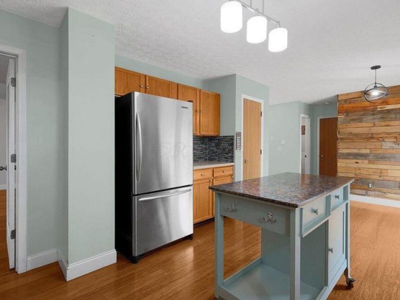 299 Iris Trail Drive , Galloway, OH 43119 Photo 9
