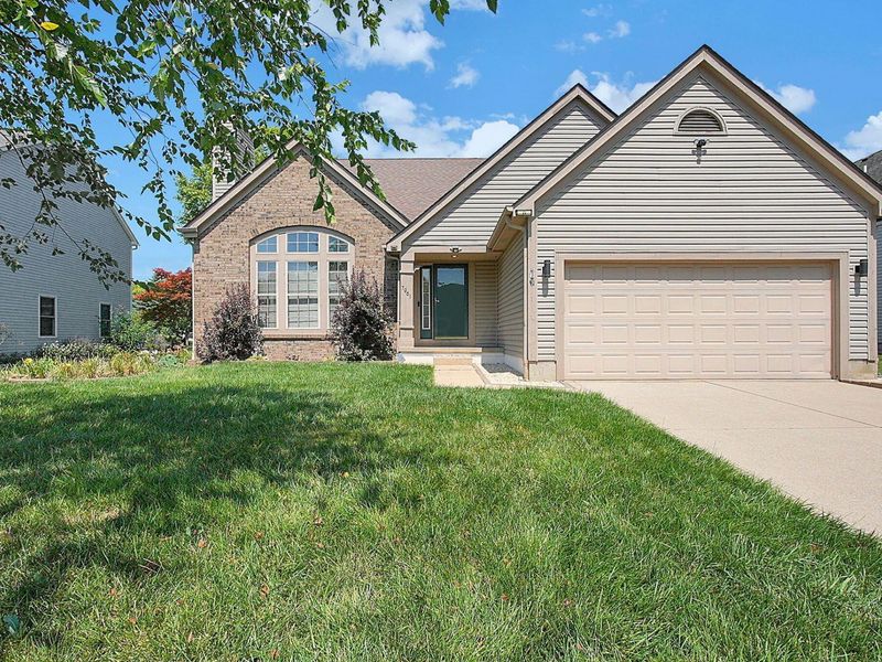 7961 Pinehill Road , Lewis Center, OH 43035 Photo 1