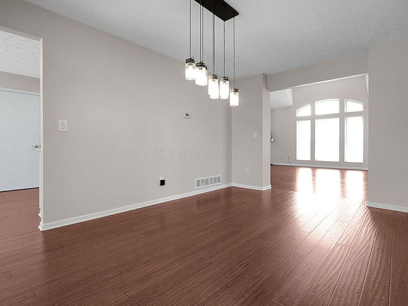 7961 Pinehill Road , Lewis Center, OH 43035 Photo 10