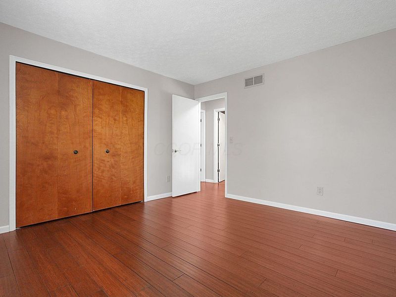 7961 Pinehill Road , Lewis Center, OH 43035 Photo 29
