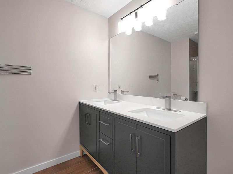 7961 Pinehill Road , Lewis Center, OH 43035 Photo 31