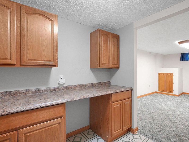 7961 Pinehill Road , Lewis Center, OH 43035 Photo 37