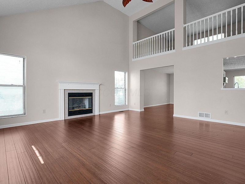 7961 Pinehill Road , Lewis Center, OH 43035 Photo 6
