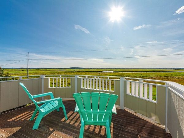 47 Sunset Dr, Unit 1, Newbury, MA 01951