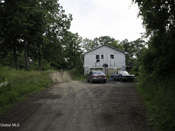 165 Conrad Lane, Earlton, NY 12058
