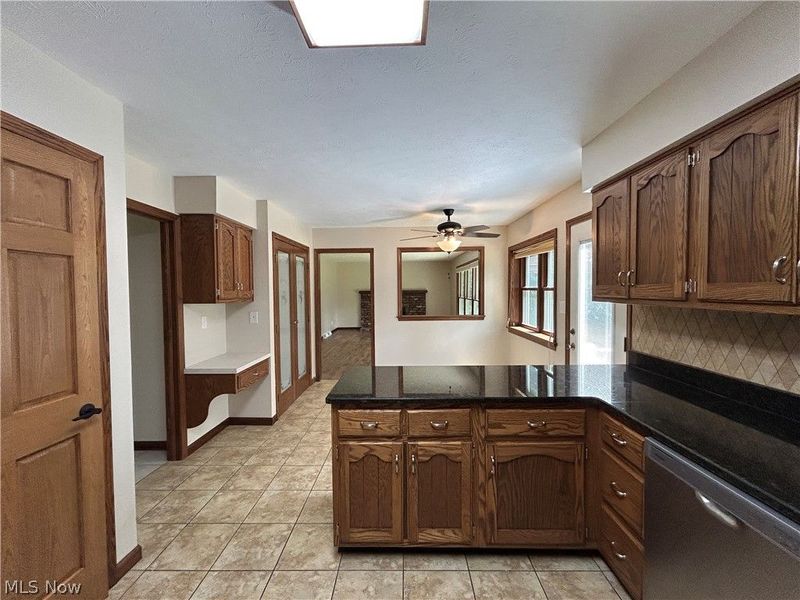 501 Red Rock Drive, Wadsworth, OH 44281 Photo 10
