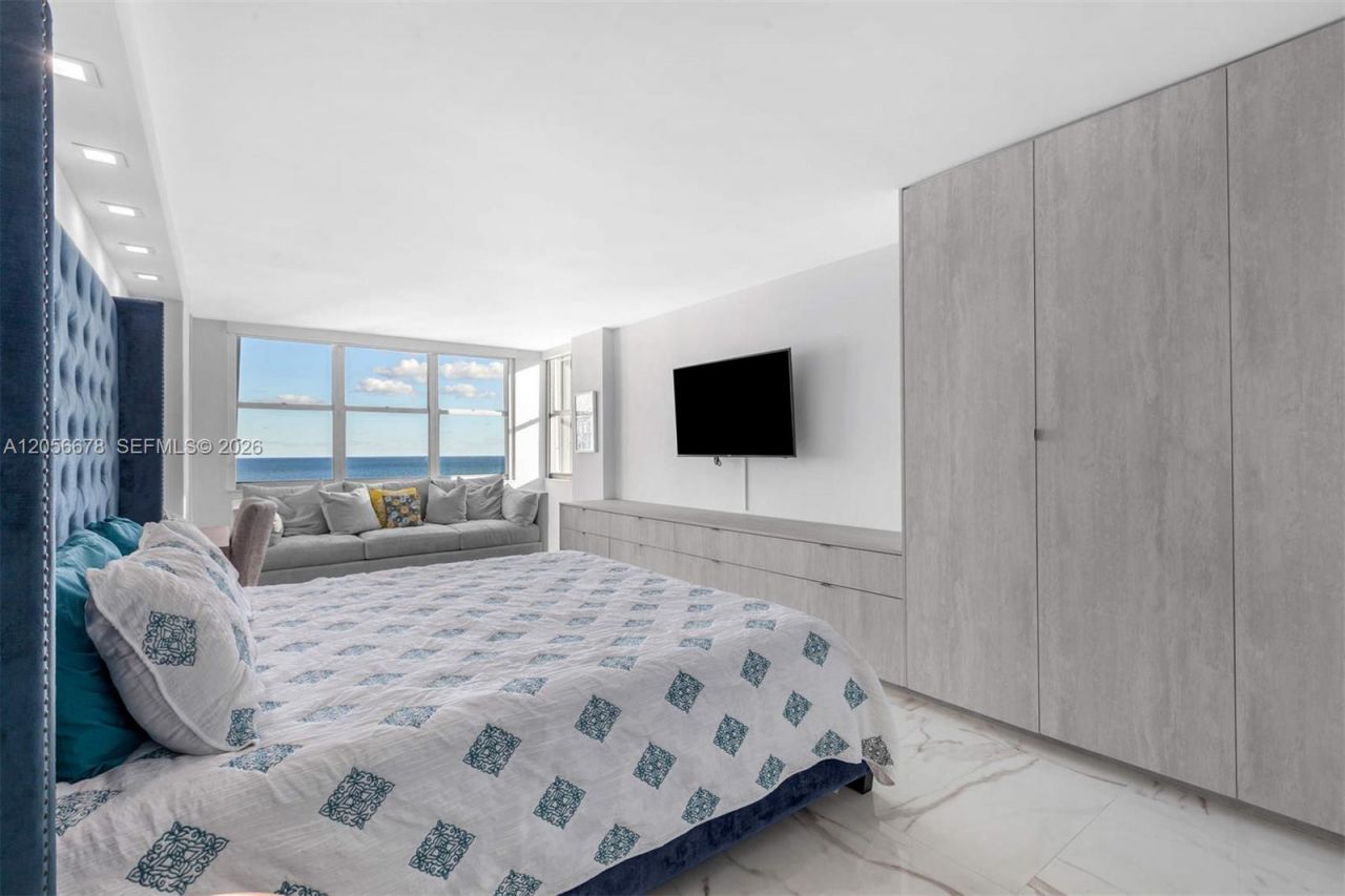 6039 Collins Ave, Unit 1527, Miami Beach, FL 33140 Photo