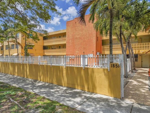 1851 NE 168 TH , Unit A8, Miami, FL 33162