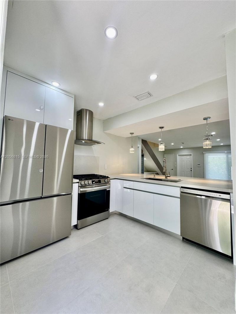7342 Gary Ave , Miami Beach, FL 33141 Photo