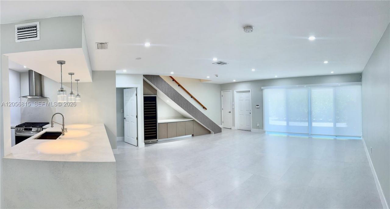 7342 Gary Ave , Miami Beach, FL 33141 Photo