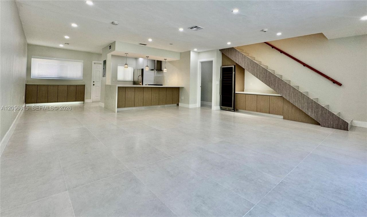 7342 Gary Ave , Miami Beach, FL 33141 Photo