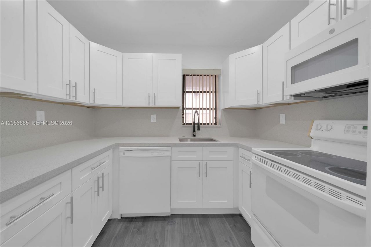 1535 SW 122nd Ave , Unit 3-7, Miami, FL 33184 Photo